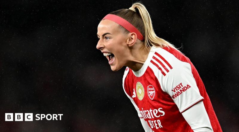 Chloe Kelly starting position is uncertain during training with teammates.