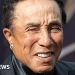 Courtroom scene focusing on the Smokey Robinson defamation case.