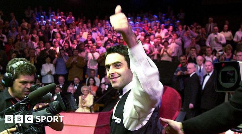 Exciting snooker match at the Crucible Theatre showcasing a vibrant atmosphere.