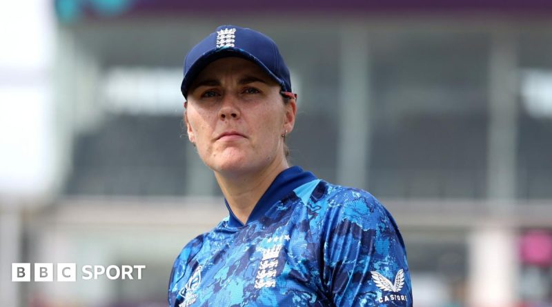 England cricket team performance discussion in formal attire.