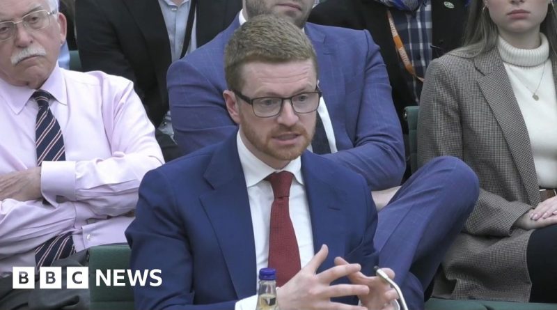 Morgan McSweeney discussing advice with advisors in a business setting.