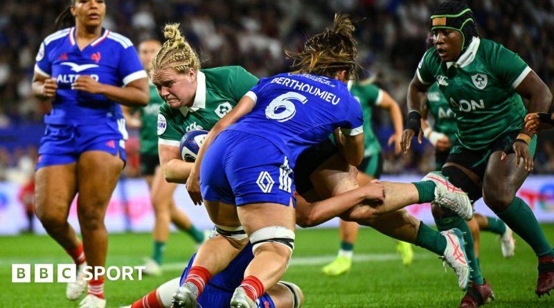 France vs Ireland Six Nations match showcasing players in action.