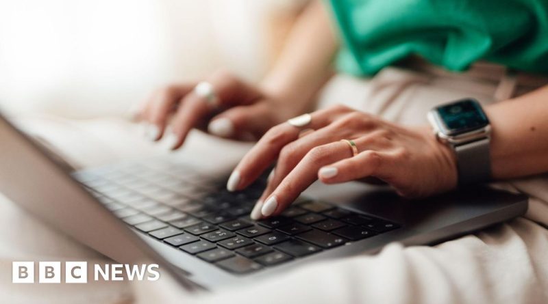 Professionals discussing back button navigation traps in a meeting.