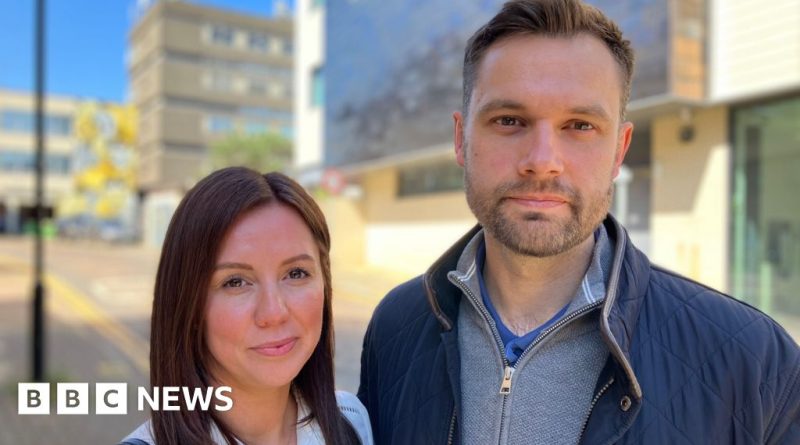 Homeowners discussing builder issues, highlighting the builder arrest fallout.