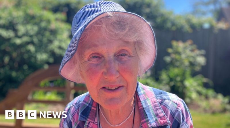 Golders Green Jewish community members discussing safety after an attack.