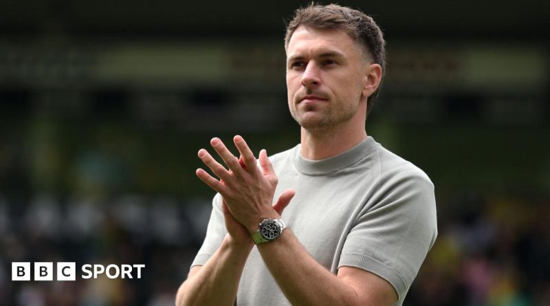 Aaron Ramsey runs the London Marathon in tribute to childhood cancer awareness.