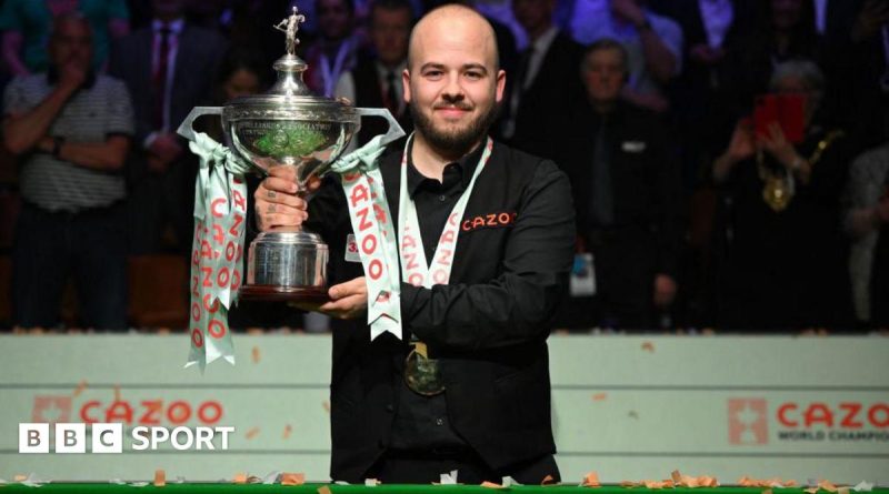 Luca Brecel snooker match with players focused and crowd cheering.