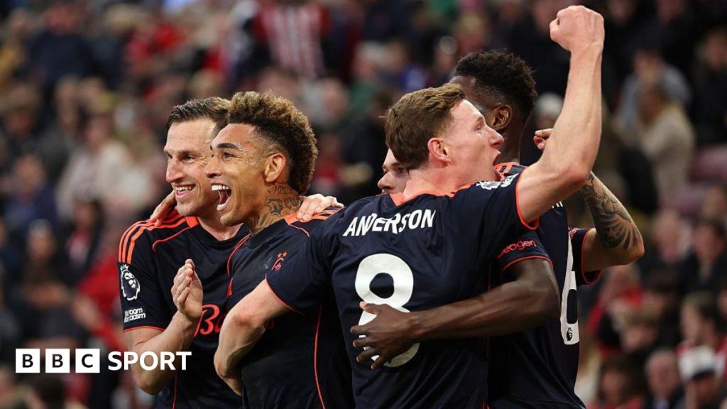 Nottingham Forest players planning tactics for their Europa League match.