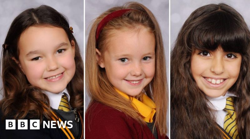 Community members discussing parental responsibilities related to the Southport killer.