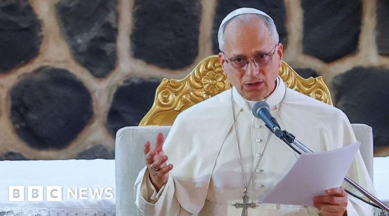 Pope Francis discusses war spending and peace with serious professionals.