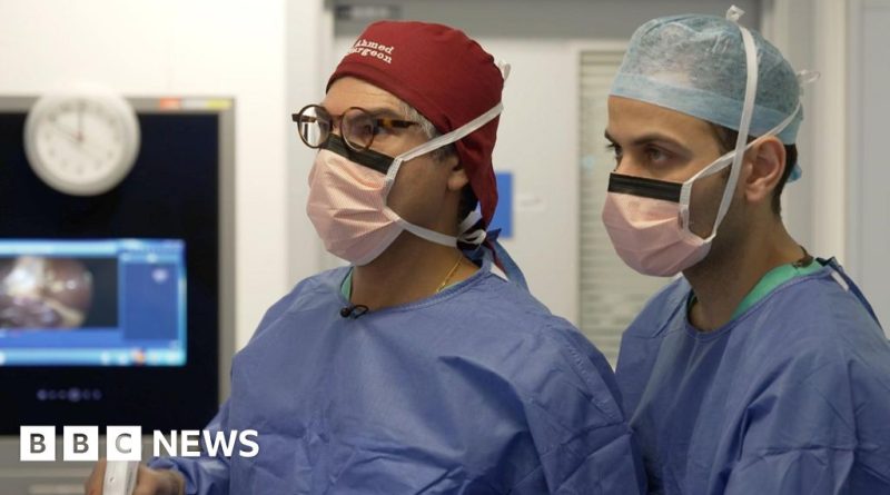 Doctors discussing gallbladder surgeries and weight-loss drugs in an office setting.