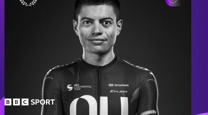 Cyclists gather for a tribute to Cristian Munoz after his death.