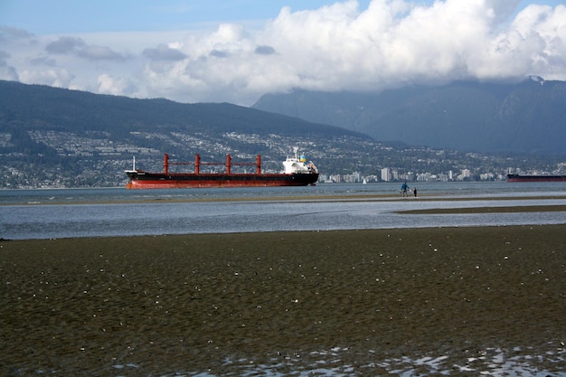 UK and Allies Plan Actions Against Iran's Strait of Hormuz Blockade