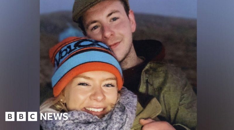 A woman and a man discussing a difficult topic about love and a killer's secret.