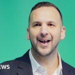 Green Party leader discusses police criticism with colleagues on accountability.
